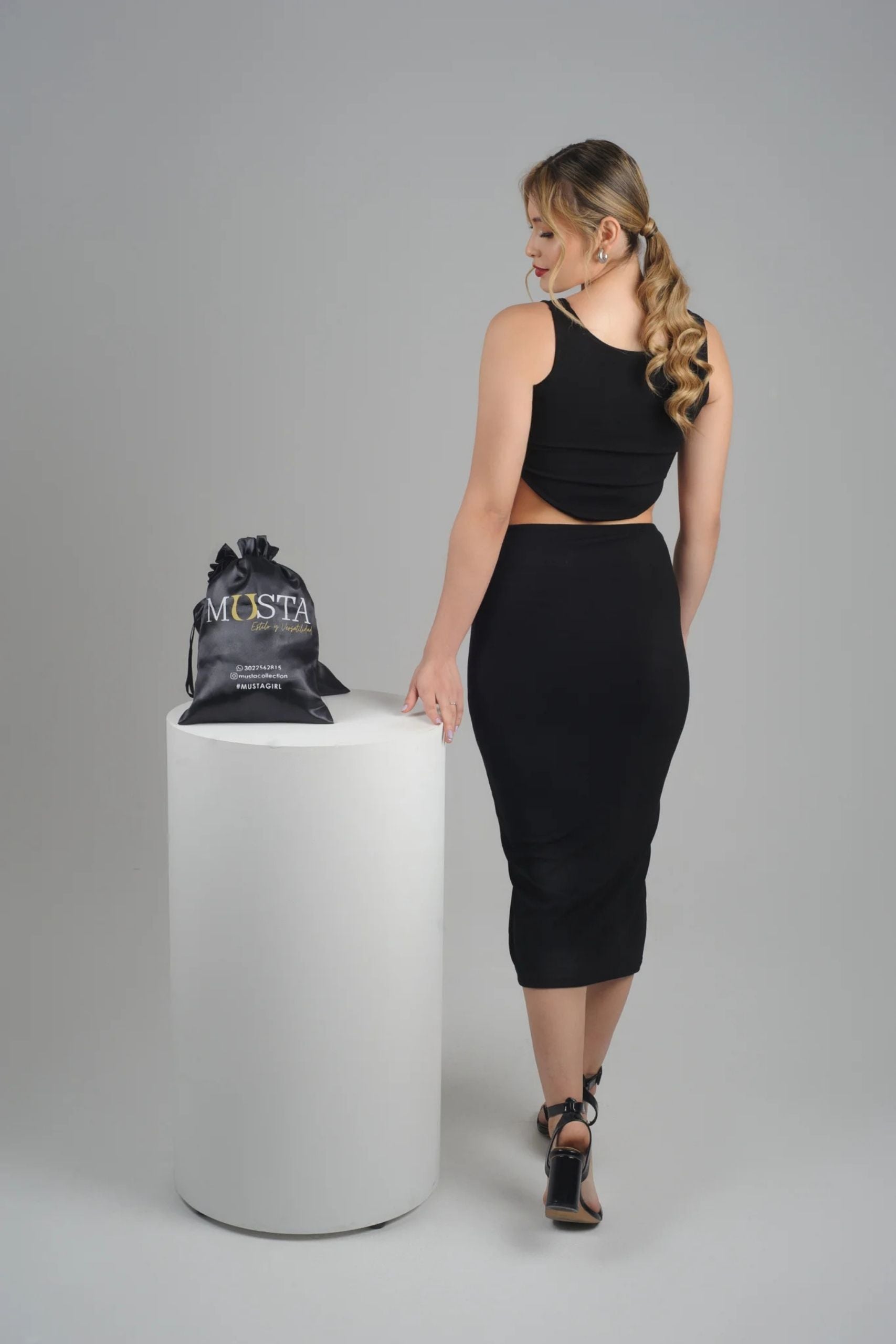 VESTIDO CHANEL